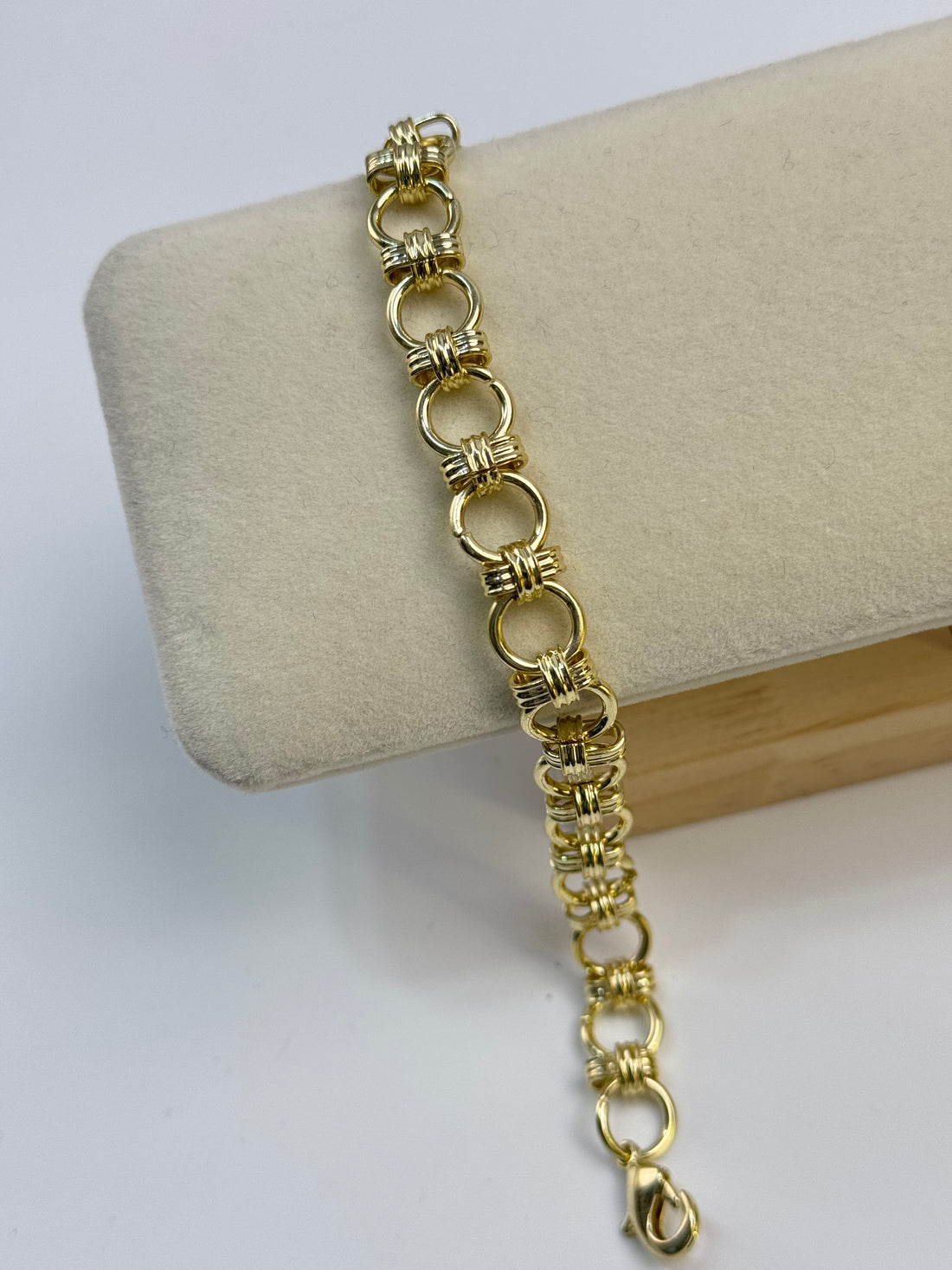 İTHAL HALKA DETAYLI GOLD BİLEKLİK