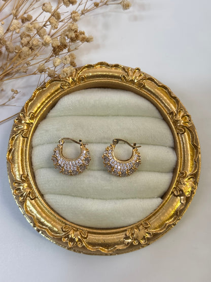 TAŞLI GOLD HALKA KÜPE