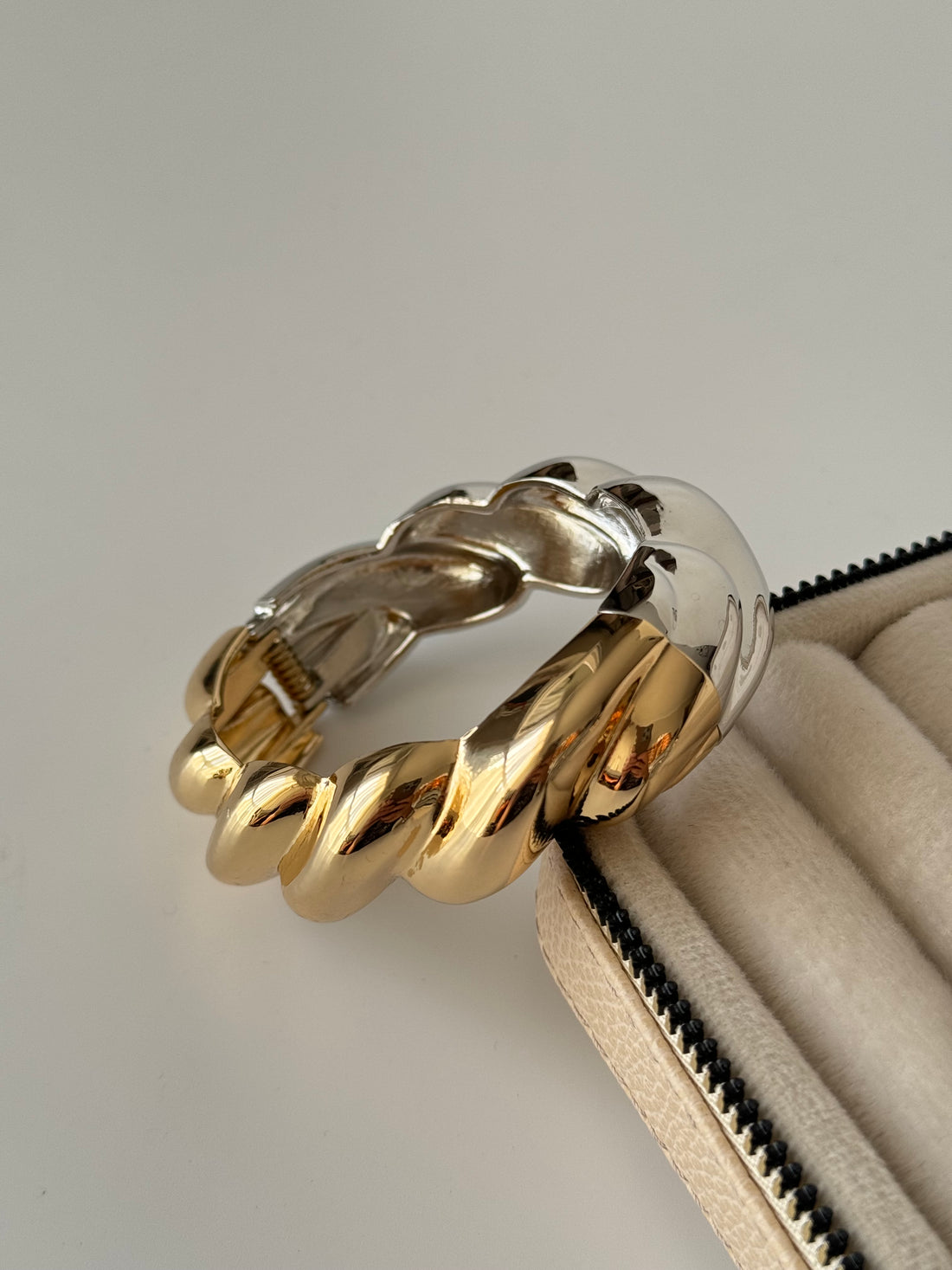 İTHAL ÇİFT RENK KELEPÇE BİLEZİK