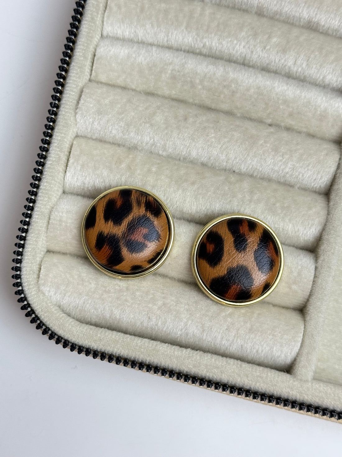 İTHAL LEOPAR OVAL MARKA MODEL KÜPE