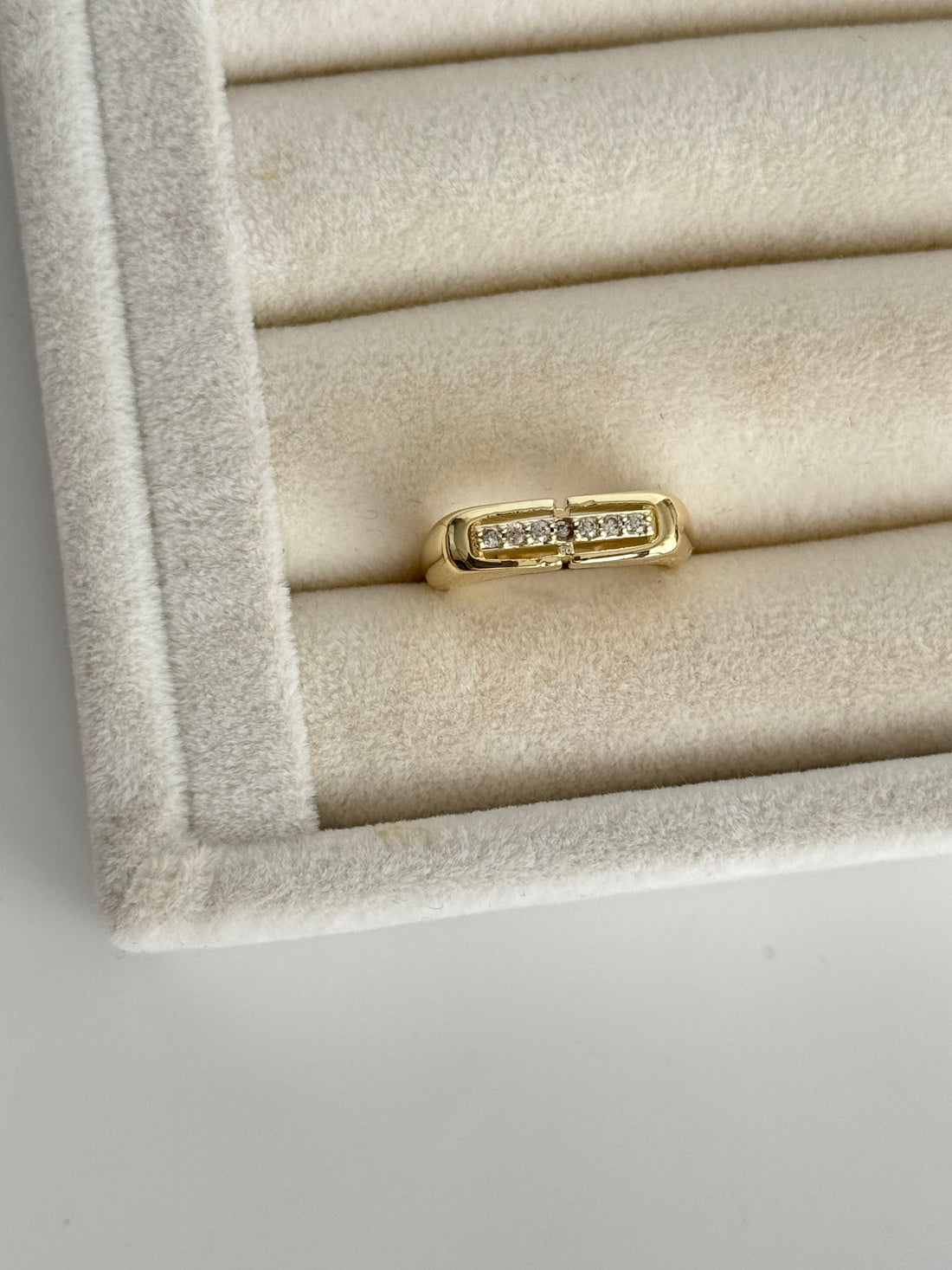 İTHAL DETAYLI AYARLANABİLİR GOLD YÜZÜK