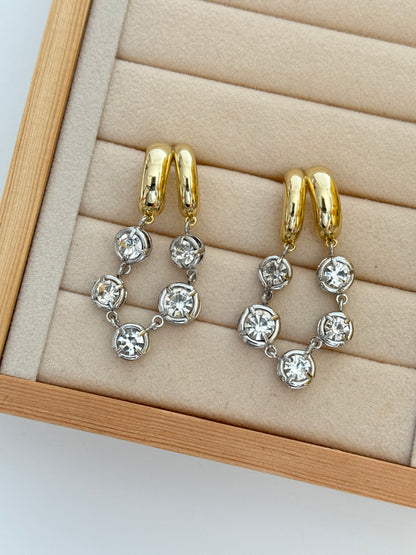 SOLORA TAŞLI GOLD KÜPE