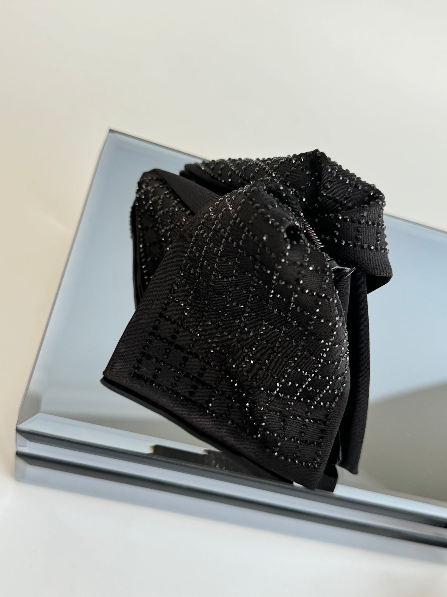 İTHAL TAŞ DETAYLI MANDAL DUBAİ TOKA