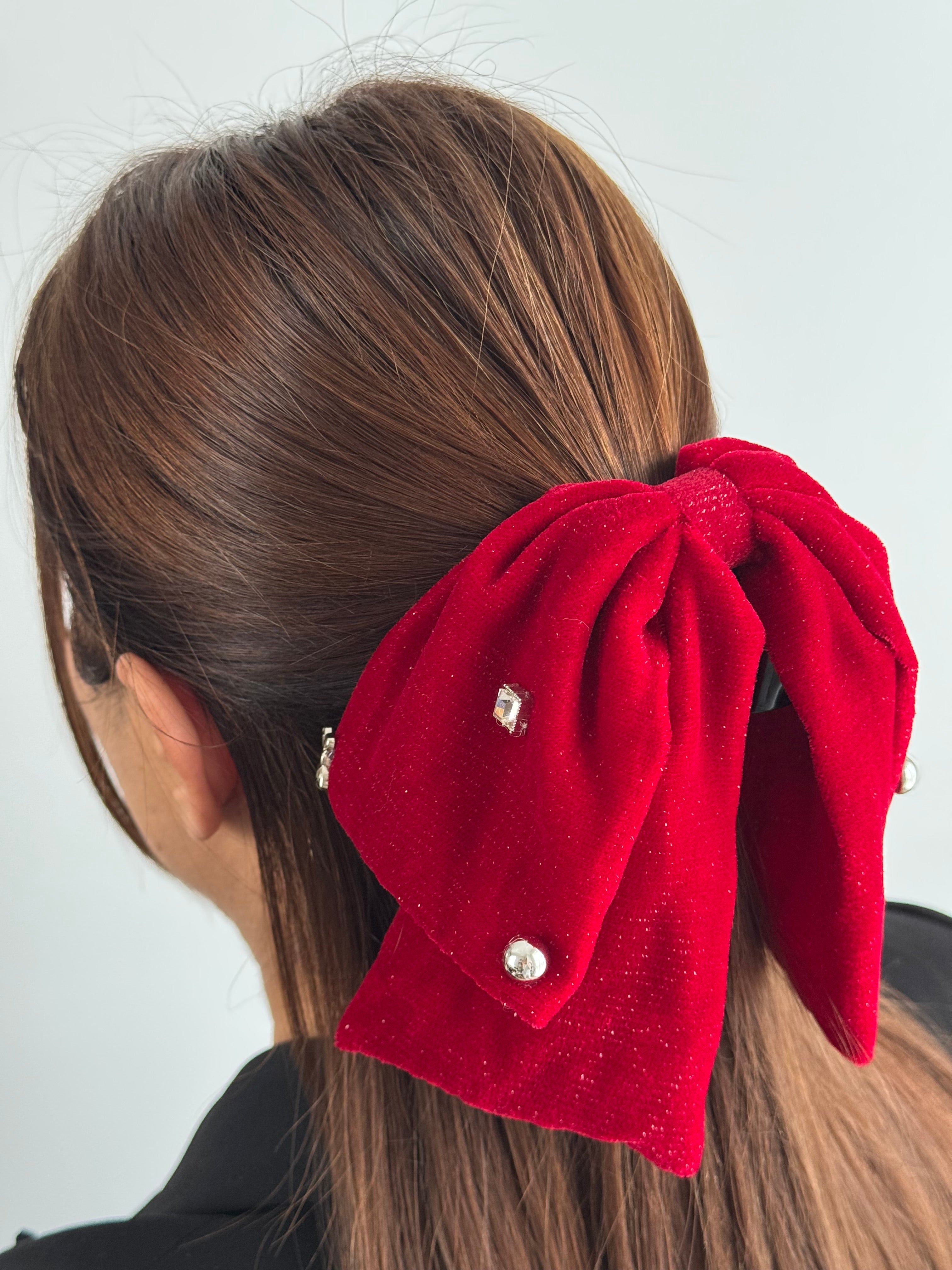 İTHAL KIRMIZI KADİFE FİYONKLU MANDAL TOKA