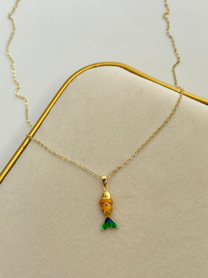 İTHAL BALIK DETAYLI GOLD KOLYE