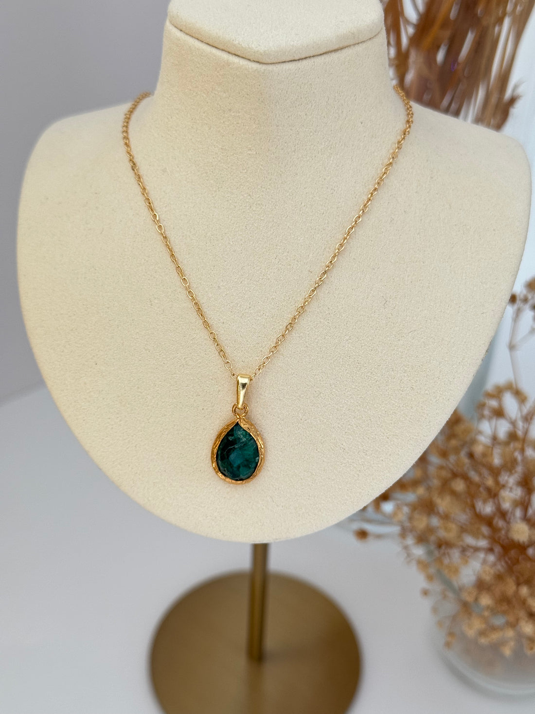 YEŞİL DOĞAL TAŞLI ALTIN KAPLAMA KOLYE