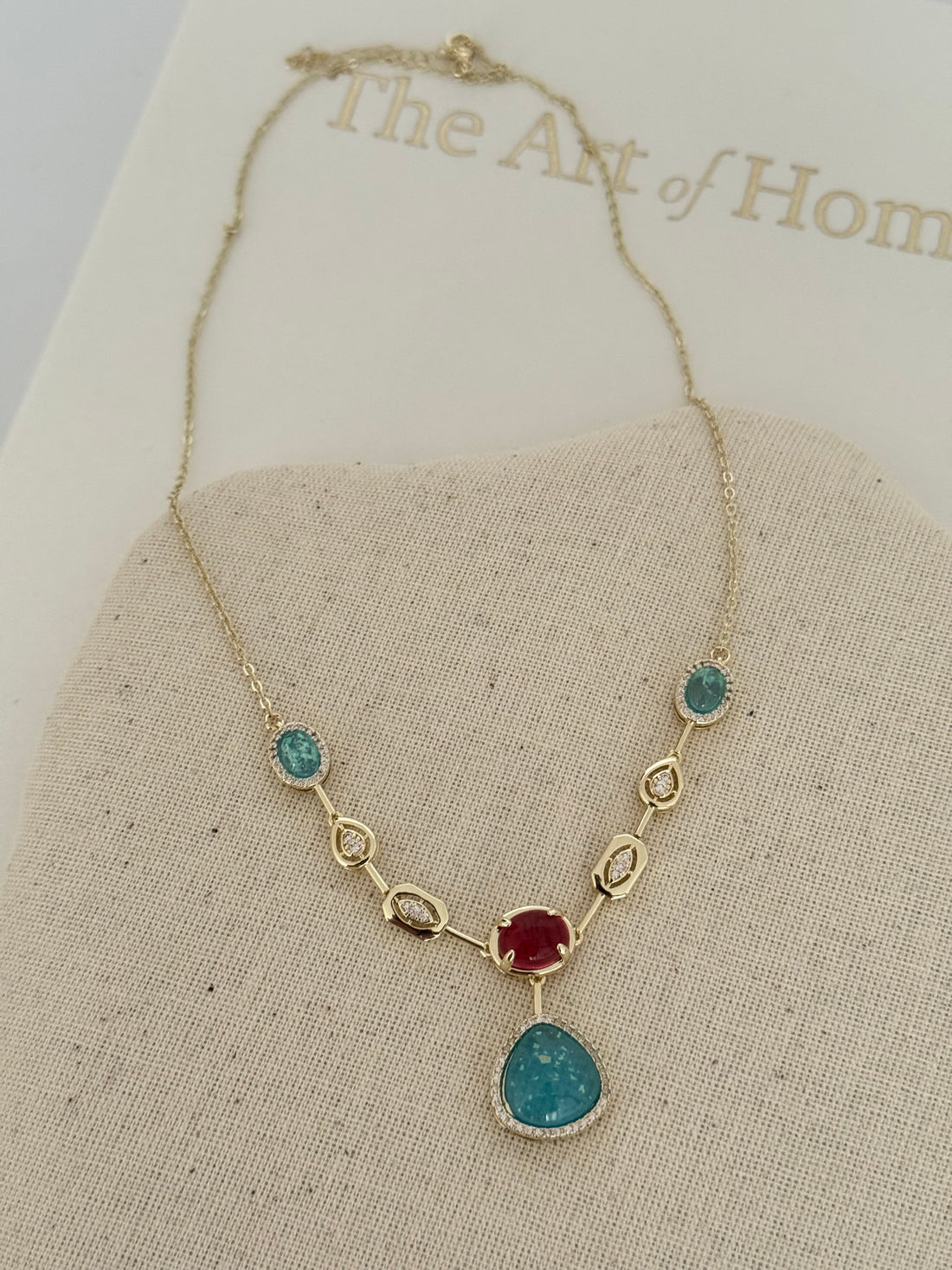 SOLEA RENKLİ TAŞ DETAYLI GOLD Y KOLYE