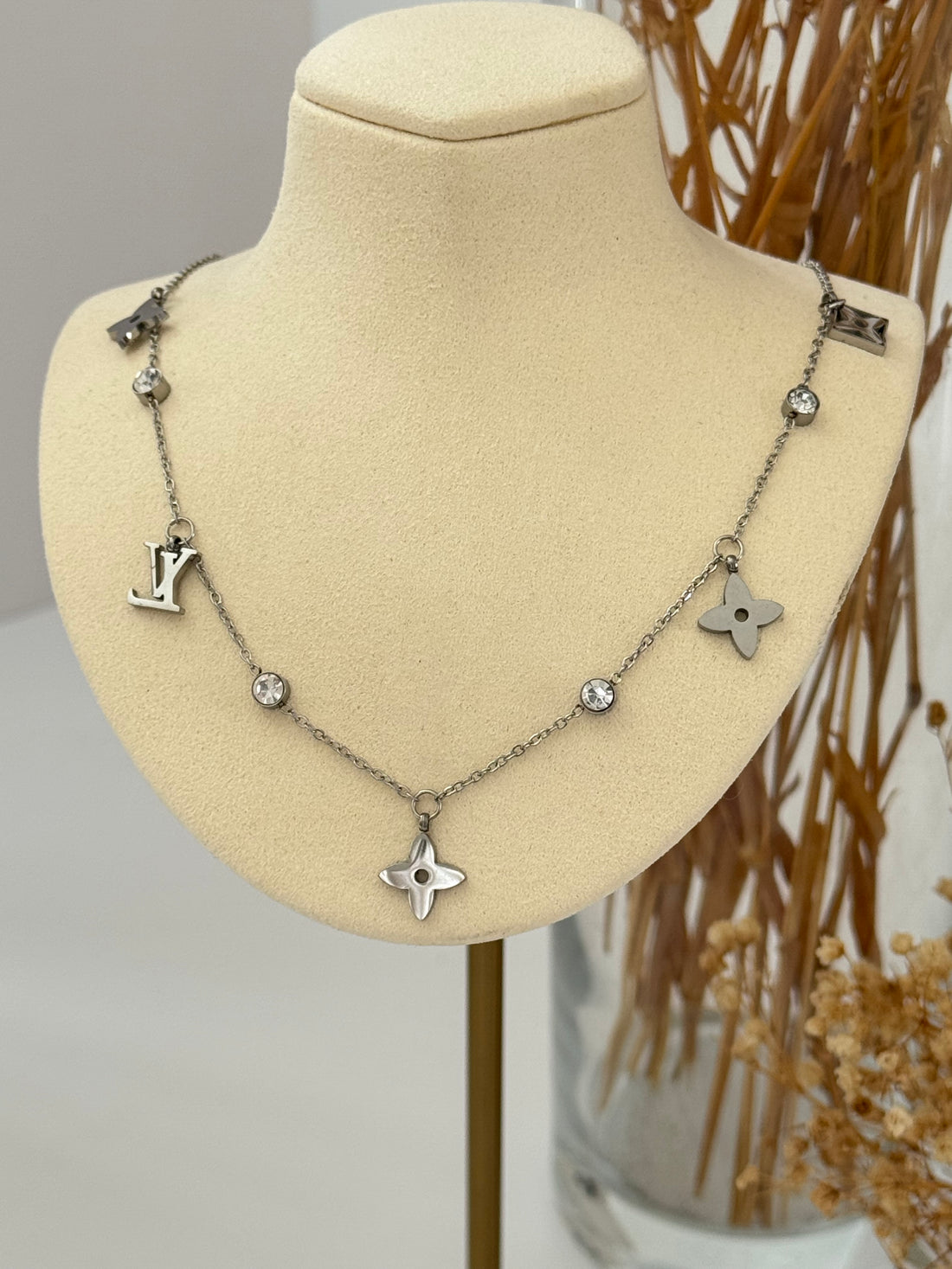 DETAYLI MARKA MODEL SİLVER ÇELİK KOLYE