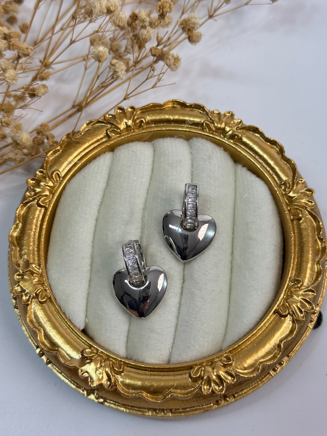 İTHAL KALP DETAYLI SİLVER KÜPE