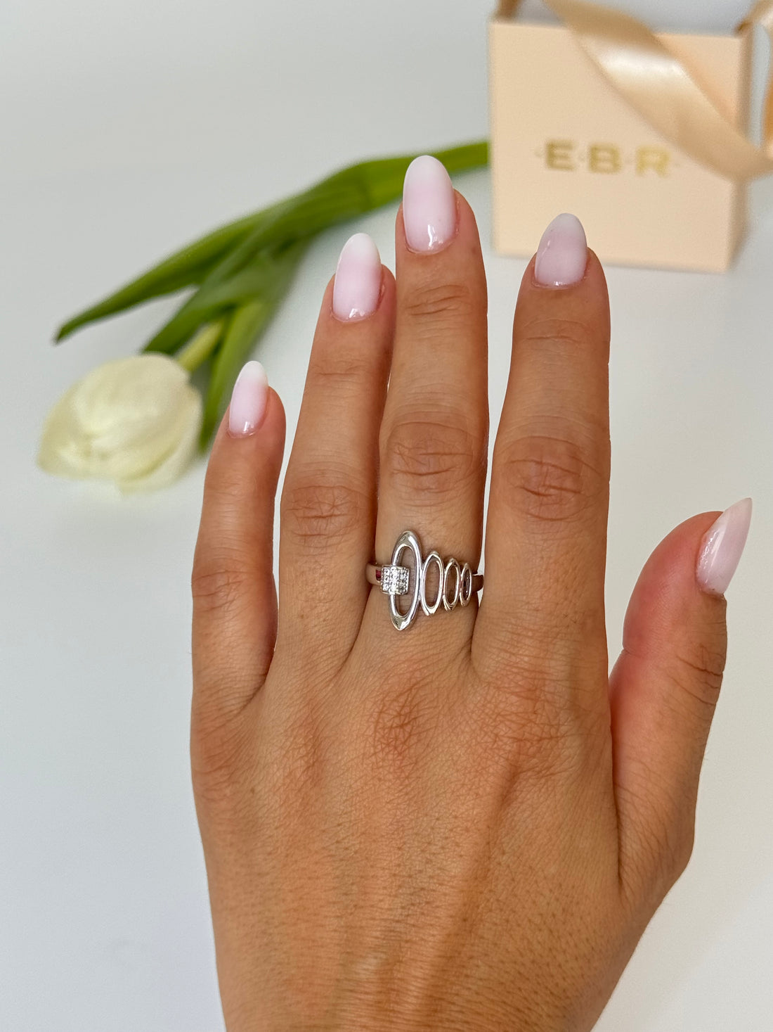 İTHAL DETAYLI SİLVER AYARLANABİLİR YÜZÜK