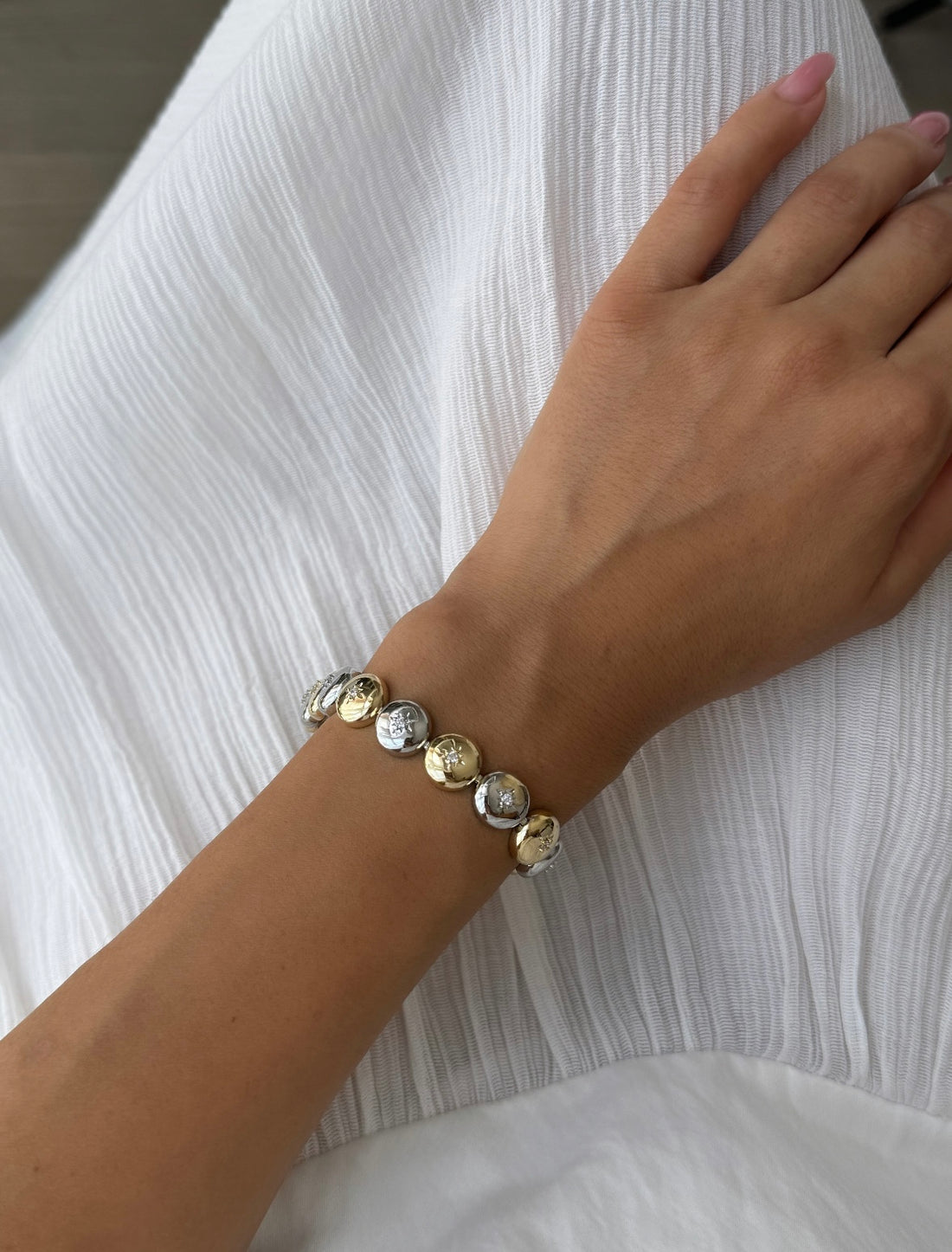 İTHAL BOMBELİ ÇİFT RENK BİLEKLİK