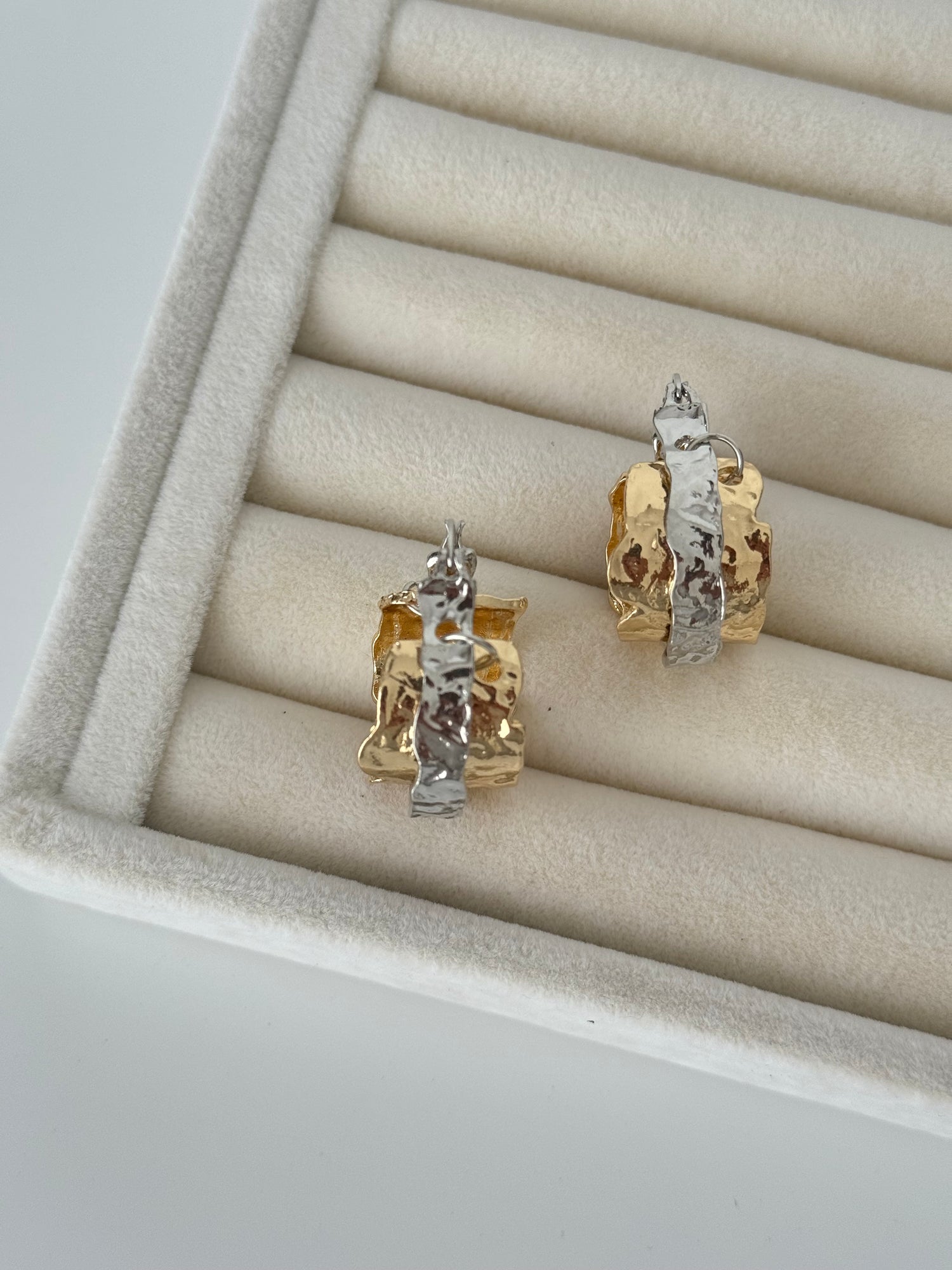 İTHAL ÇİFT RENK GOLD HALKA KÜPE