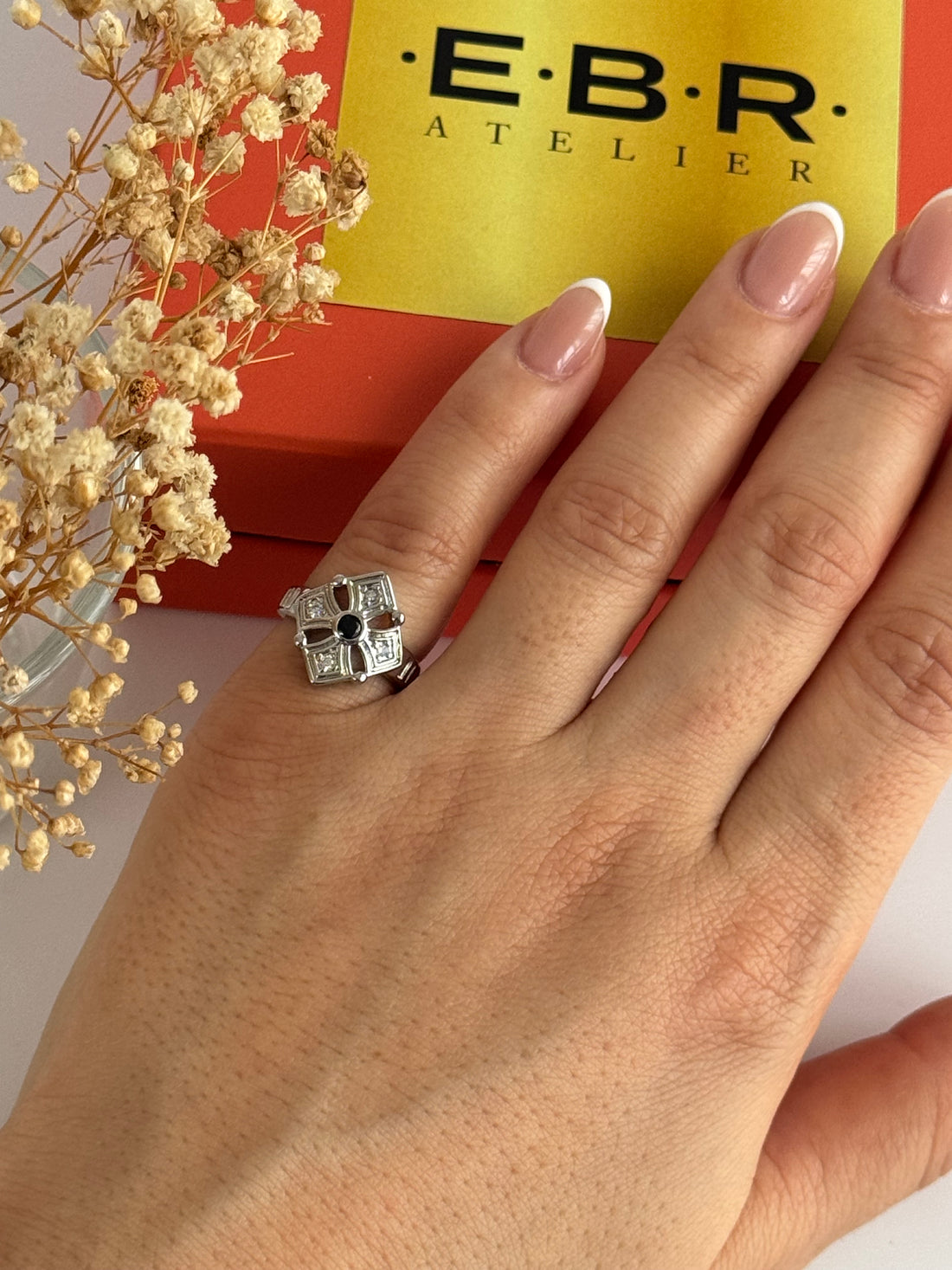 İTHAL MAVİ TAŞLI SİLVER SERÇE PARMAK AYARLANABİLİR YÜZÜK