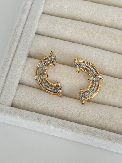 İTHAL TAŞ DETAYLI GOLD KÜPE