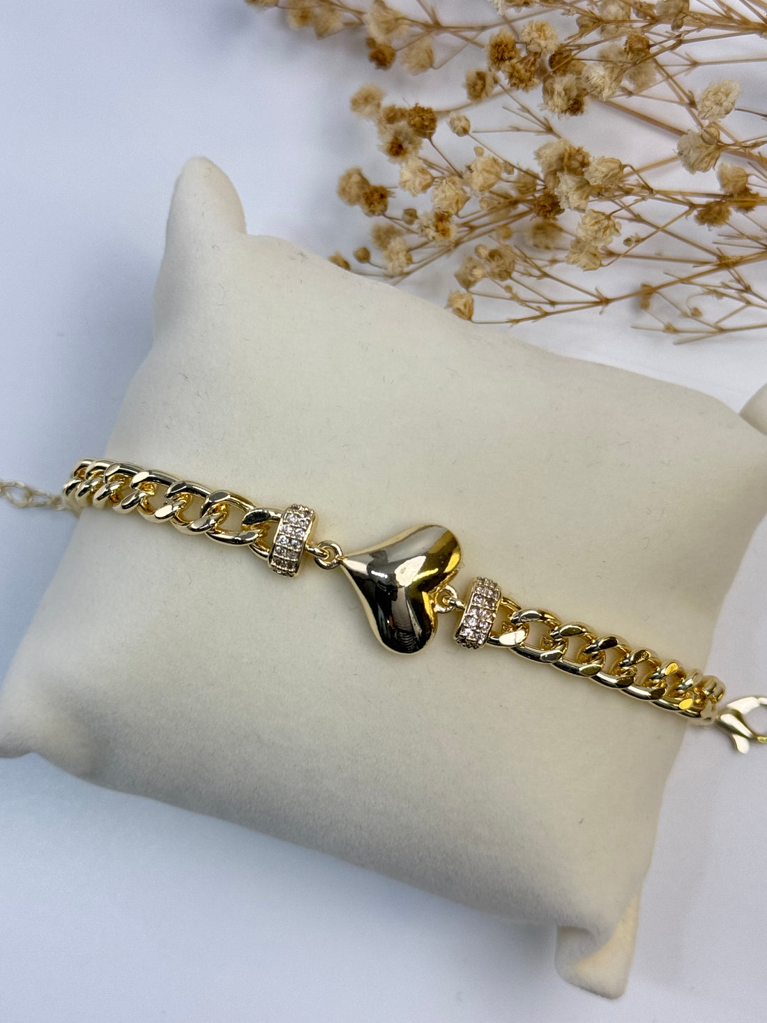 İTHAL KALP DETAYLI BİLEKLİK