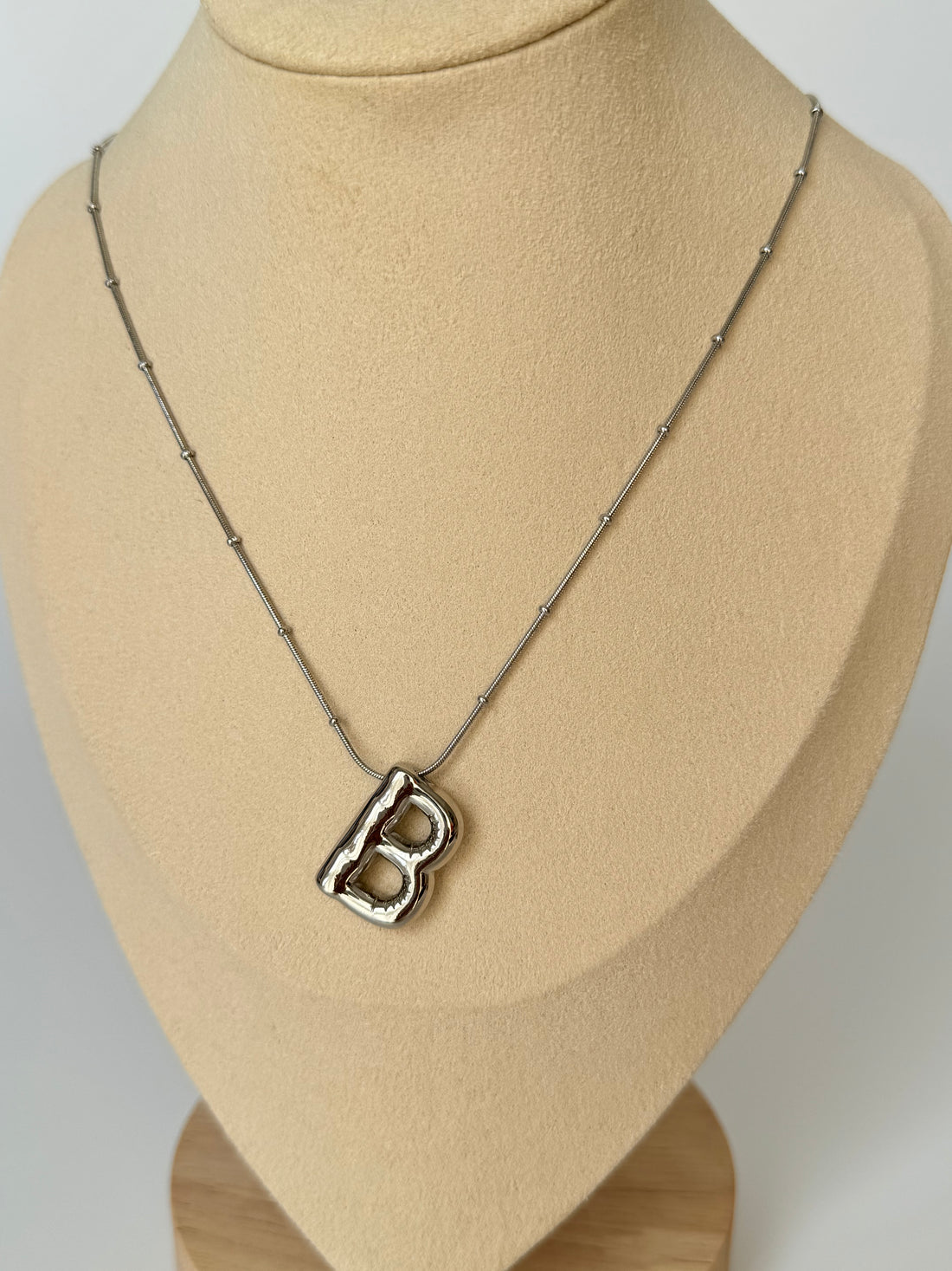 İthal Balon B Harf Silver Kolye