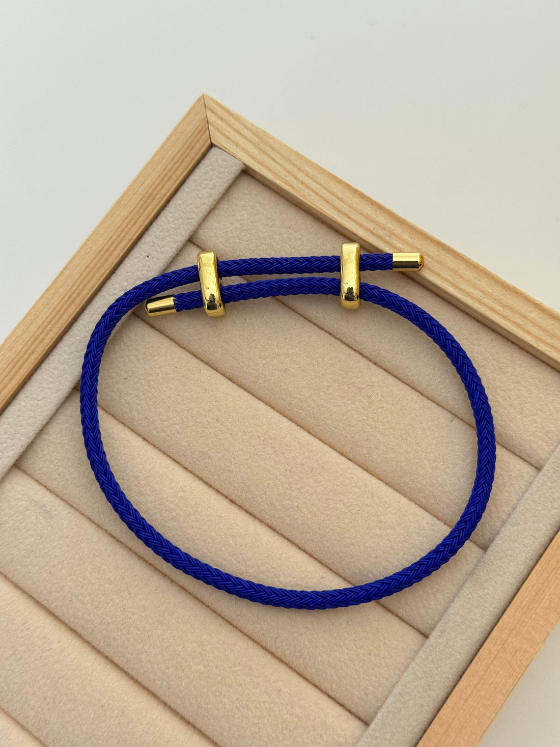 TEYA MAVİ AYARLANABİLİR ÇELİK BİLEKLİK