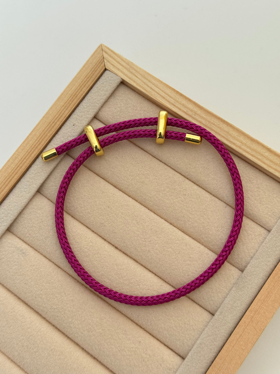 TEYA FUŞYA AYARLANABİLİR ÇELİK BİLEKLİK