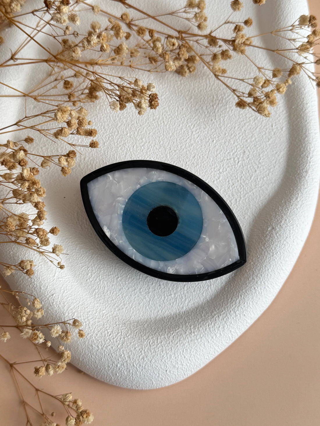 SEDEFLİ SİYAH GÖZ KEMİK METAL TOKA