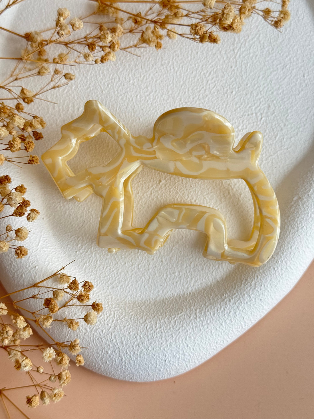 İTHAL AGATHA MODEL KREM KÖPEK MANDAL TOKA