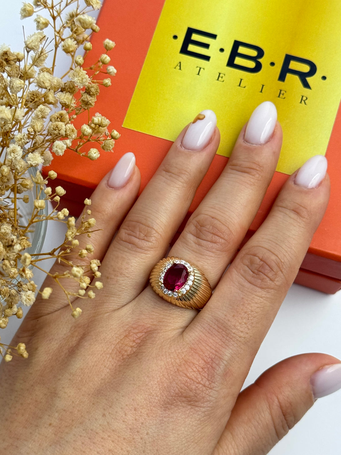 İTHAL FUŞYA TAŞ DETAYLI GOLD AYARLANABİLİR YÜZÜK