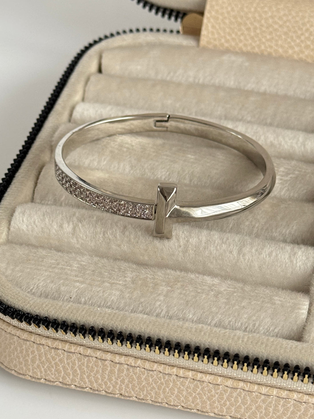 İTHAL MARKA MODEL AYARLANABİLİR SİLVER BİLEZİK BİLEKLİK