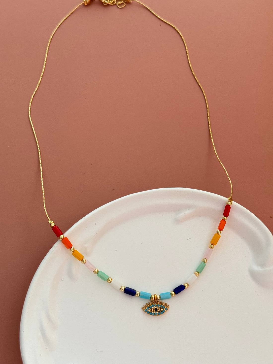 SORE RENKLİ TAŞLI GÖZ DETAYLI GOLD ALTIN KAPLAMA KOLYE