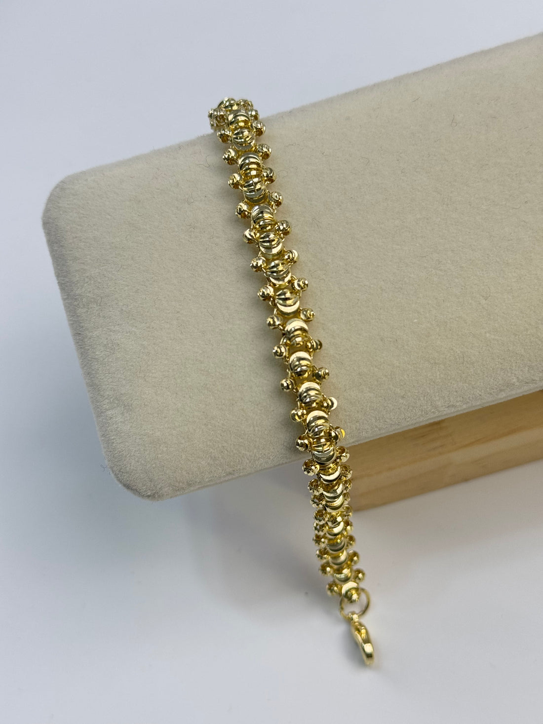 İTHAL DORİKA DETAYLI GOLD BİLEKLİK