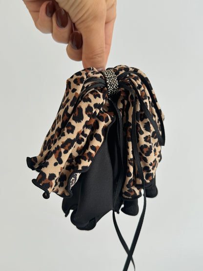 İTHAL FİYONKLU LEOPAR DETAYLI MANDAL TOKA