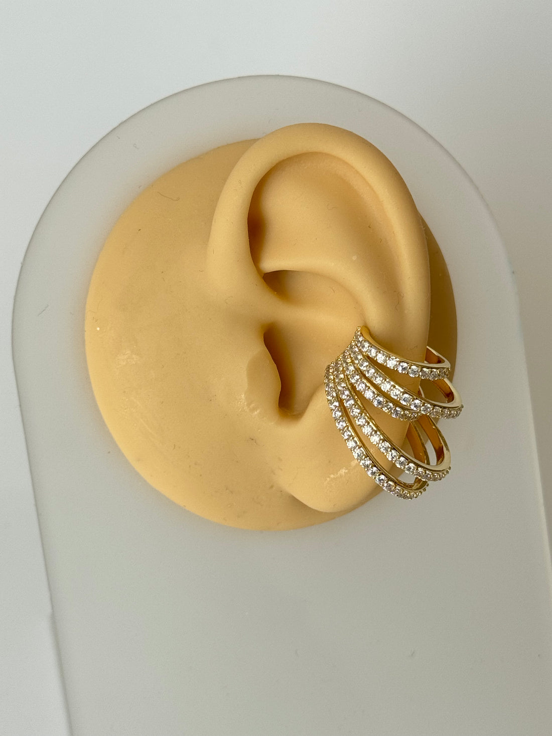 ELEN TAŞ DETAYLI GOLD KIKIRDAK KÜPE EARCUFF