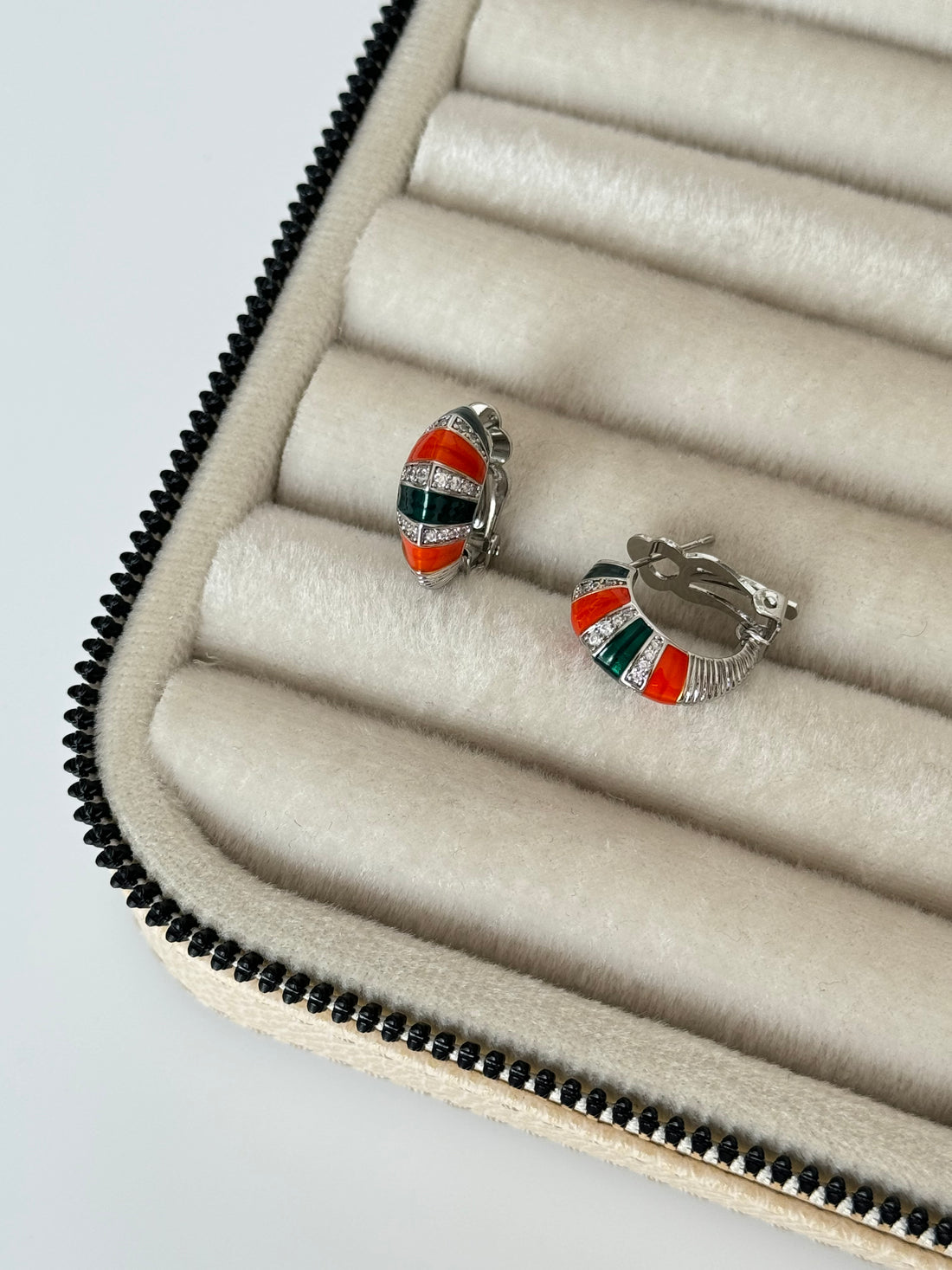 İTHAL RENKLİ SİLVER HALKA KÜPE