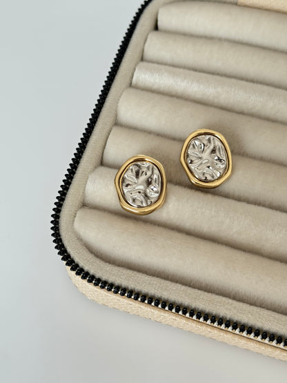 İTHAL OVAL DESENLİ GOLD-SİLVER KÜPE