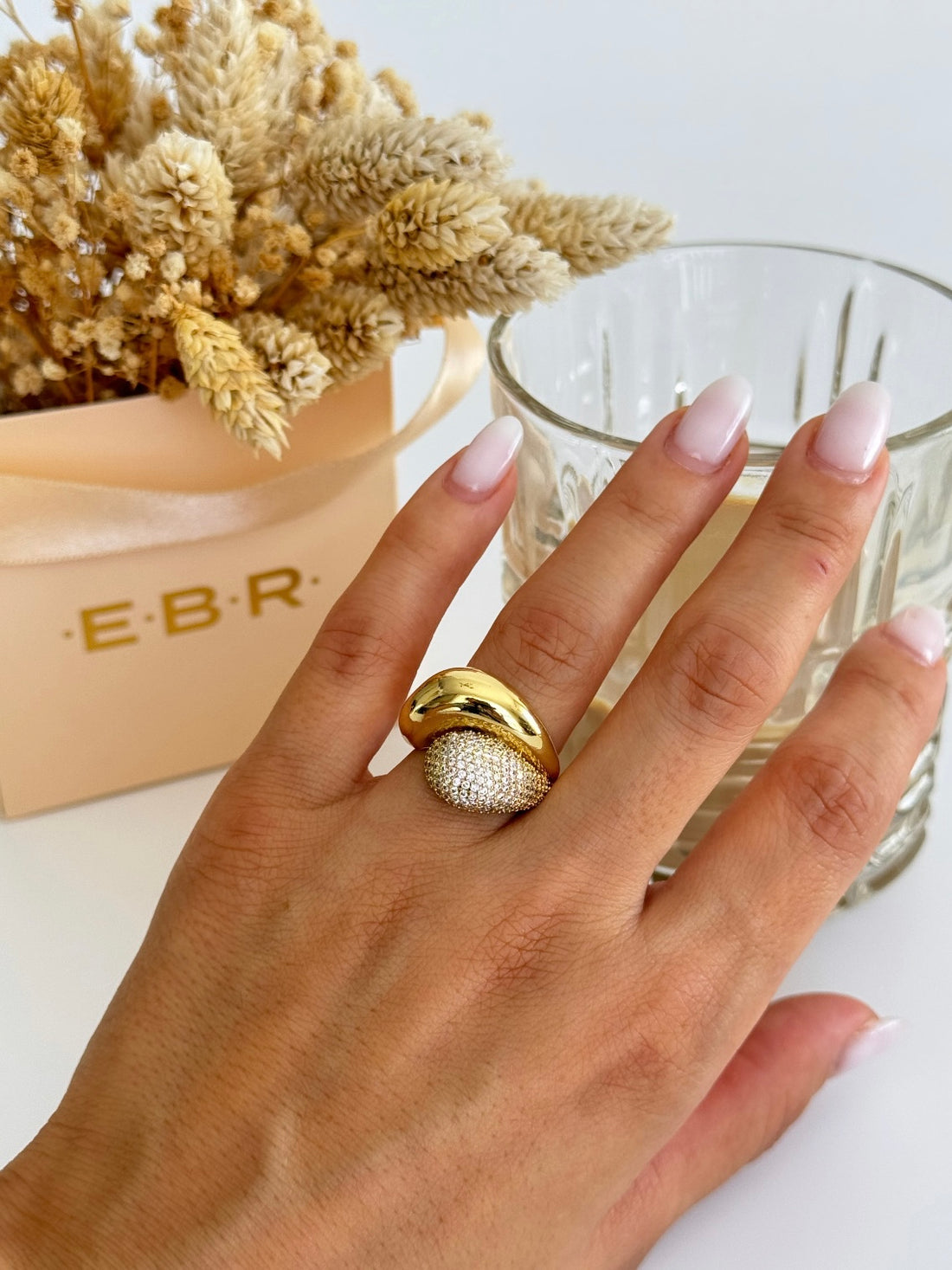 İTHAL TAŞ DETAYLI AYARLANABİLİR GOLD YÜZÜK