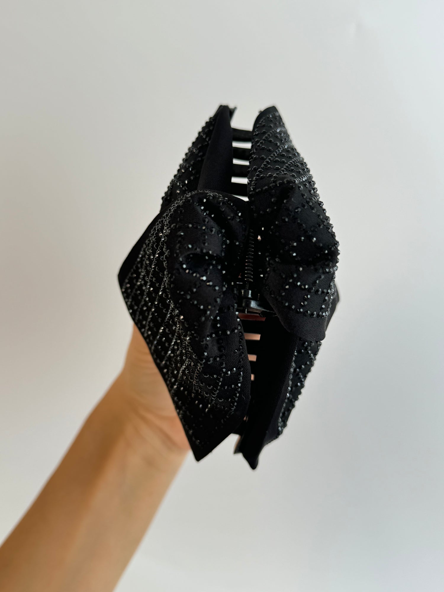 İTHAL TAŞ DETAYLI MANDAL DUBAİ TOKA