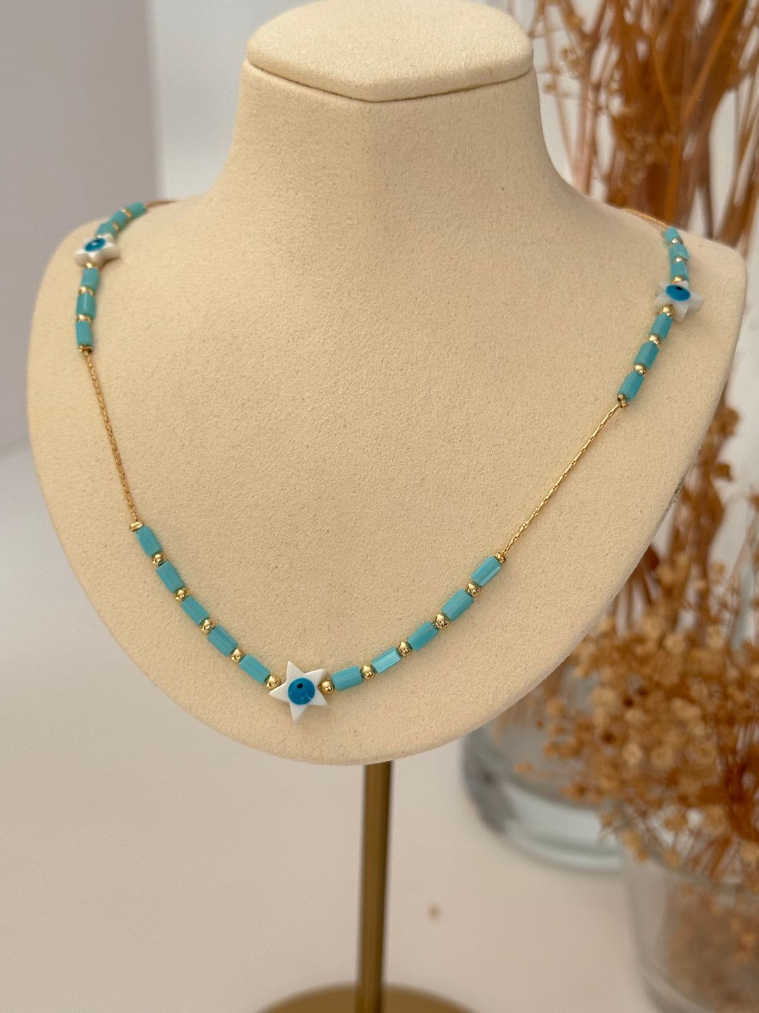 AERİ MAVİ KRİSTAL CAMLI YILDIZ DETAYLI ALTIN KAPLAMA KOLYE