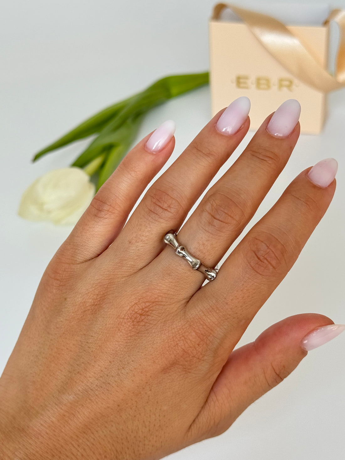 İTHAL KEMİK DETAYLI SİLVER AYARLANABİLİR YÜZÜK