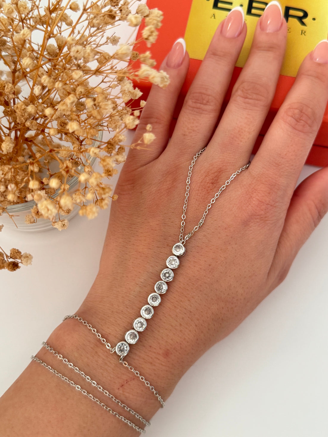 İTHAL TAŞ DETAYLI SİLVER ŞAHMERAN