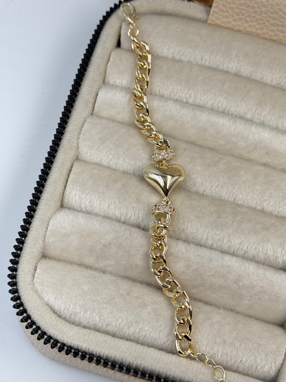 İTHAL KALP DETAYLI BİLEKLİK