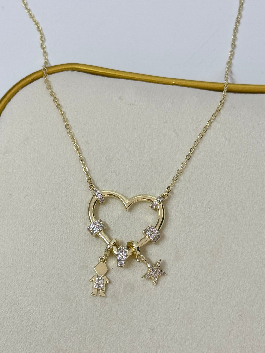 İTHAL KALP DETAYLI UZUN GOLD KOLYE