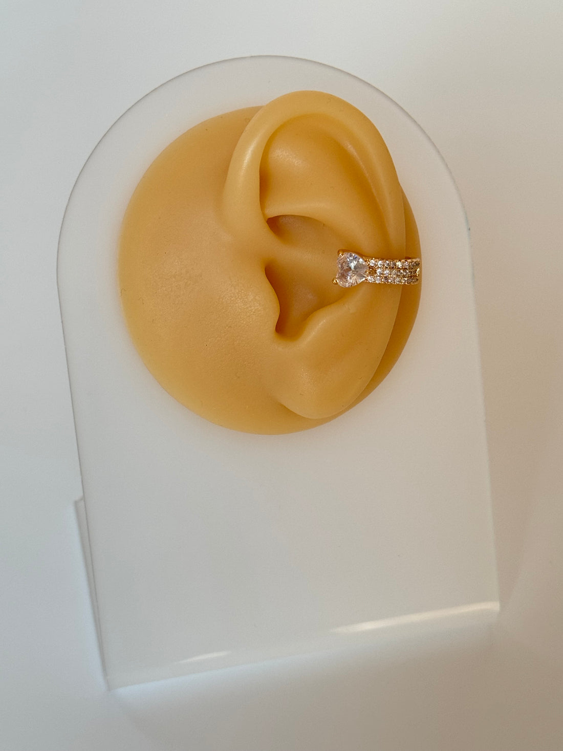 İTHAL KALP DETAYLI GOLD KIKIRDAK KÜPE EARCUFF