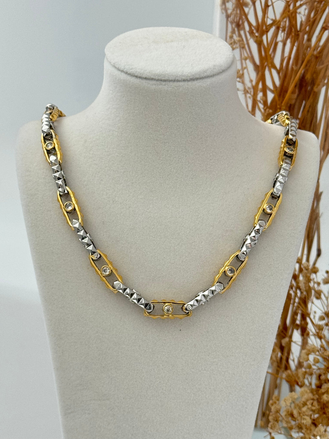 İTHAL TAŞ DETAYLI ÇİFT RENK ZİNCİR KOLYE