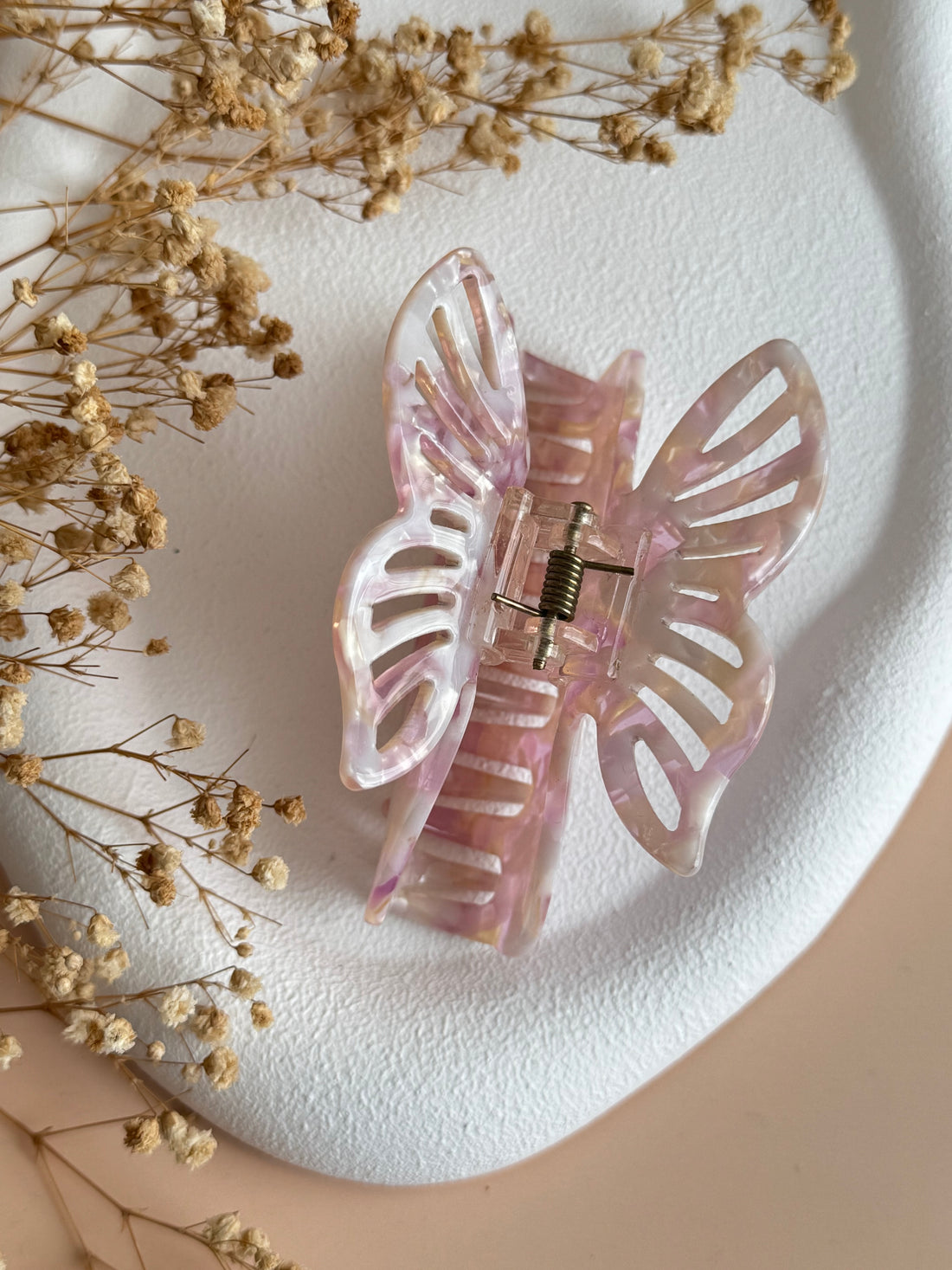 İTHAL KELEBEK DETAYLI KEMİK MANDAL TOKA