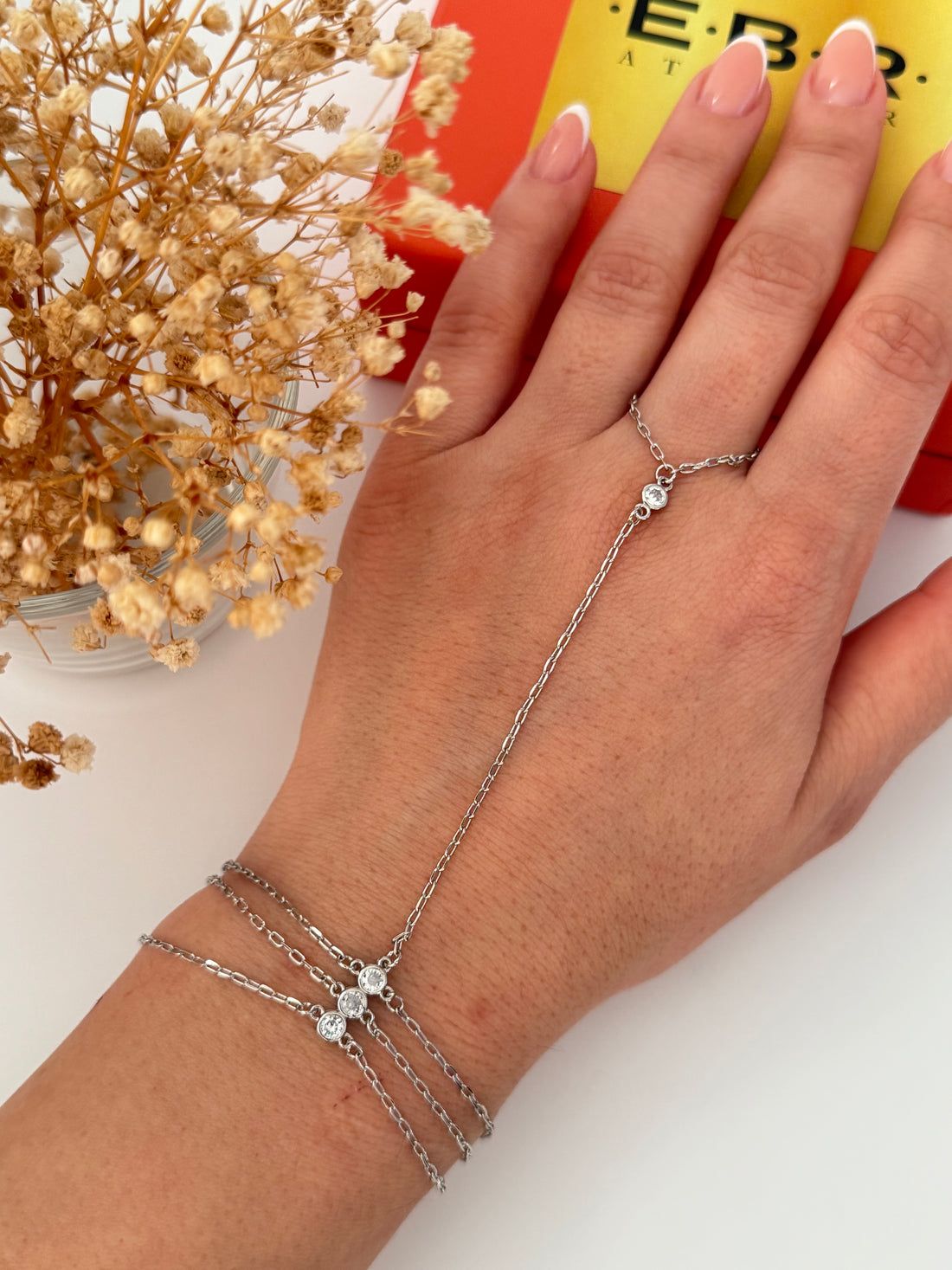 TAŞ DETAYLI SİLVER ŞAHMERAN