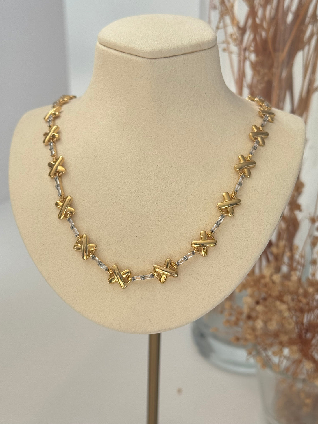İTHAL MARKA MODEL GOLD KOLYE