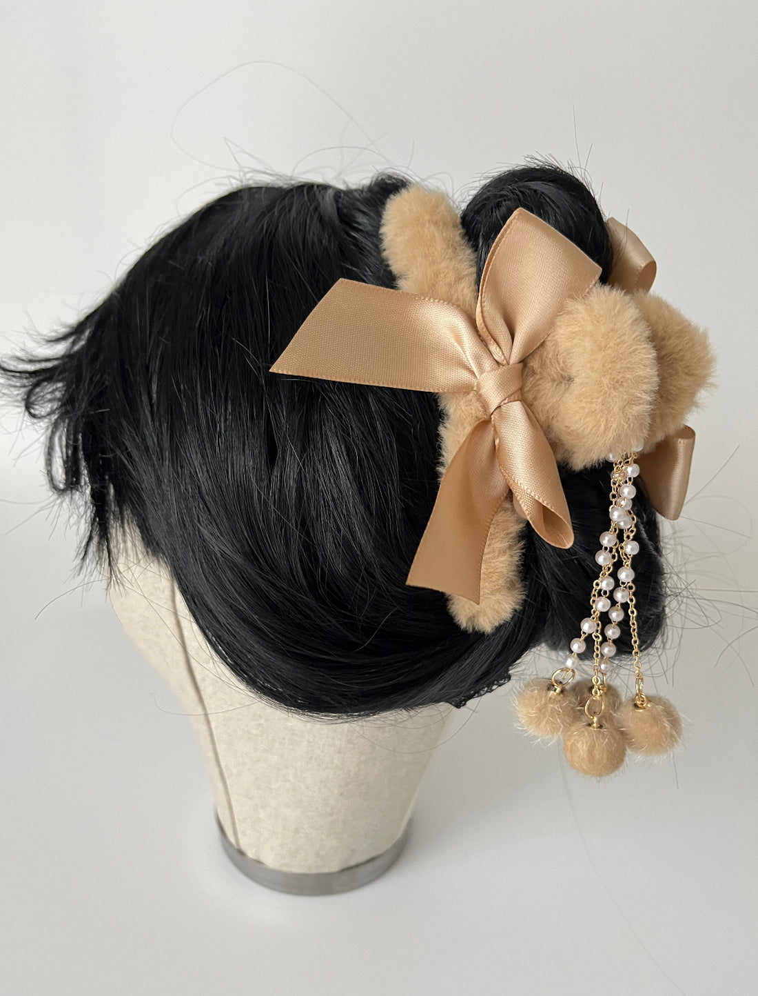 İTHAL PONPON SALLANTILI KAHVERENGİ PELUŞ MANDAL TOKA