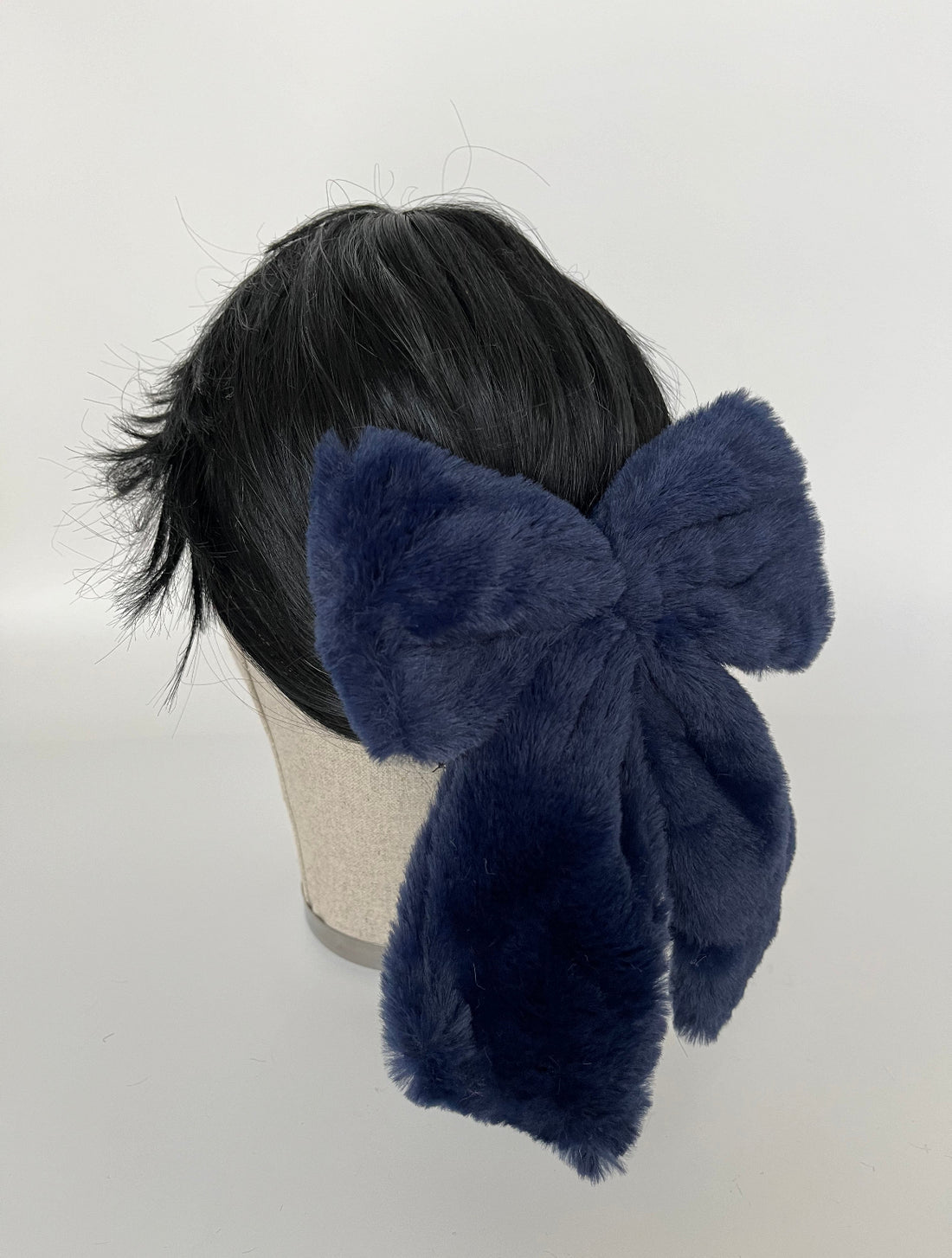 İTHAL ÇİFT KULLANIMLI ÇIKARILABİLİR LACİVERT PELUŞ FİYONK TOKA