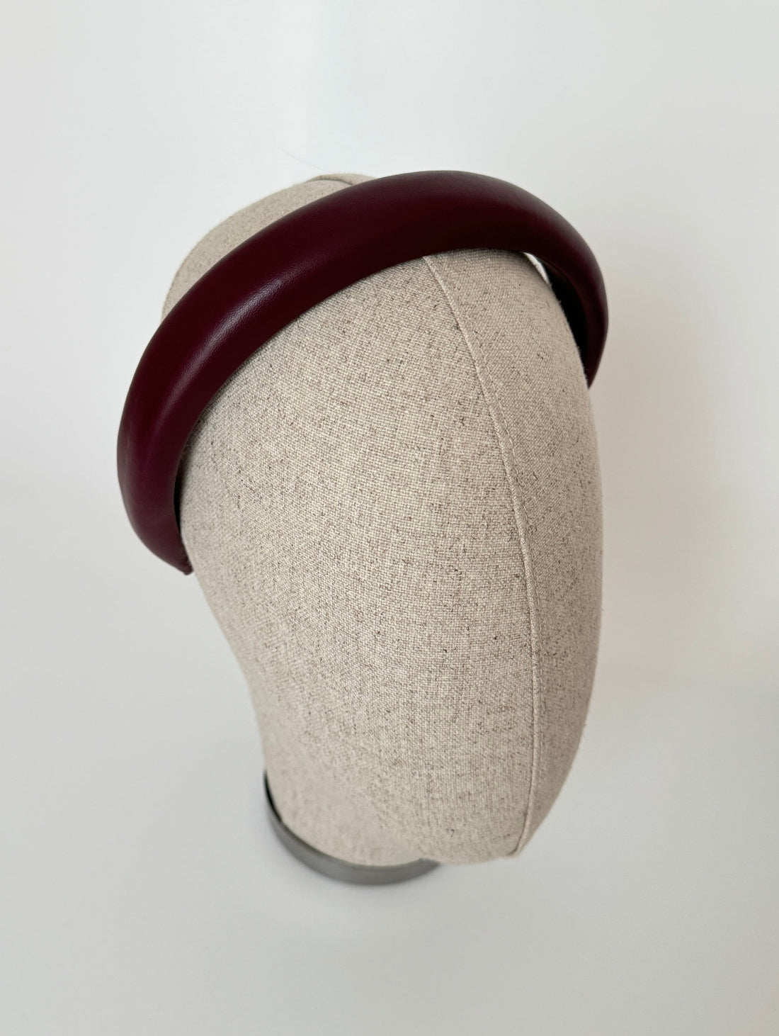 KİYA BORDO DERİ İNCE TAÇ