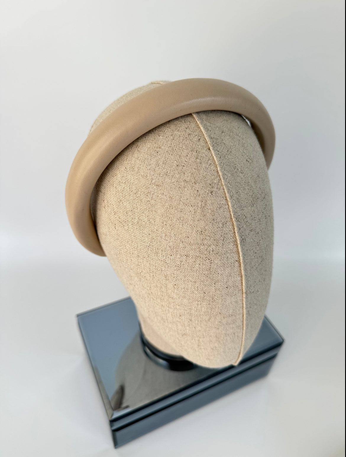 KİYA KREM DERİ İNCE TAÇ