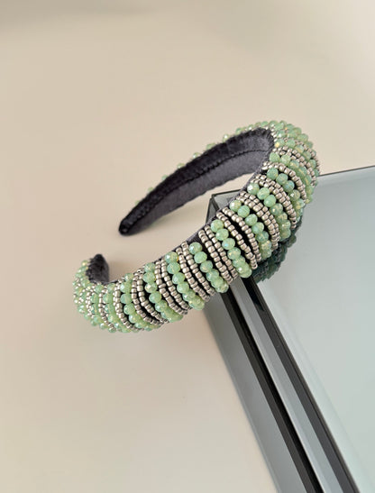 MAHTEN İTHAL YEŞİL BONCUKLU TAÇ