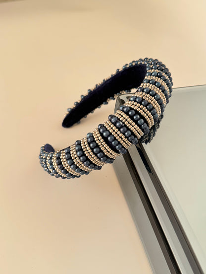 MAHTEN İTHAL MAVİ BONCUKLU TAÇ